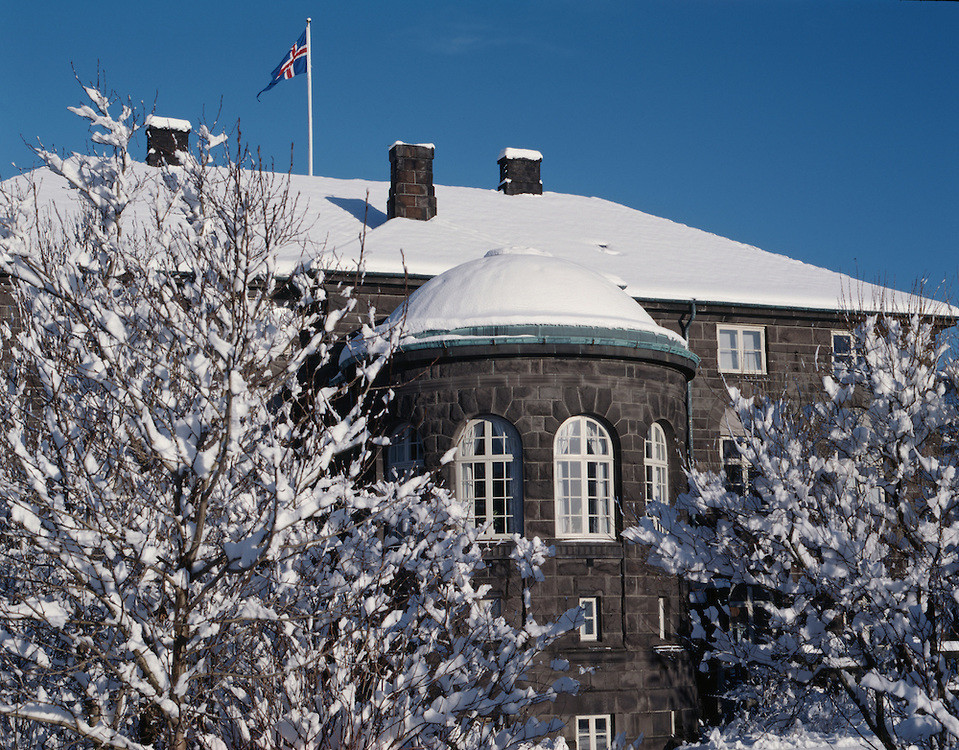 Áskorun til stjórnvalda um að tryggja það að fötluðu fólki sé kleift að taka virkan og fullan þátt í&hellip;