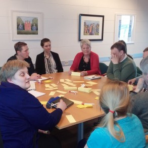 GAGNLEGUR OG SKEMMTILEGUR STEFNUMÓTUNARFUNDUR