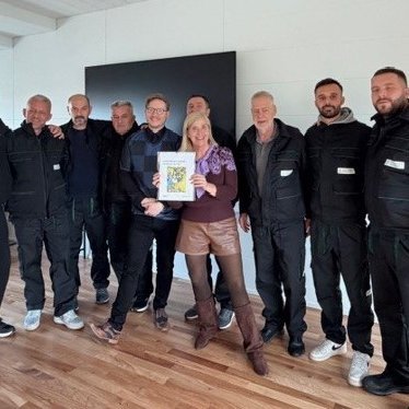 Söluhópurinn gerir sig kláran!