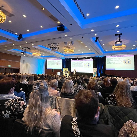 Það var þétt setinn bekkurinn á Vorráðstefnunni 2025.